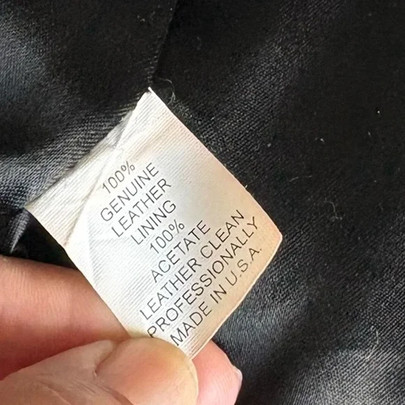 Cache Fringe Suede black Leather
 Jacket size 8. - Picture 8 of 8